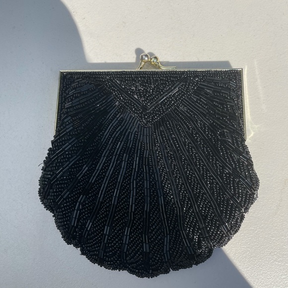 Vintage black beaded shell purse - Picture 1 of 2